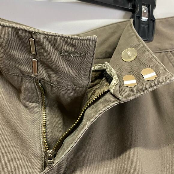 G.H. Bass Woman's Shorts hide front pocket 5 inch inseam - Picture 7 of 8